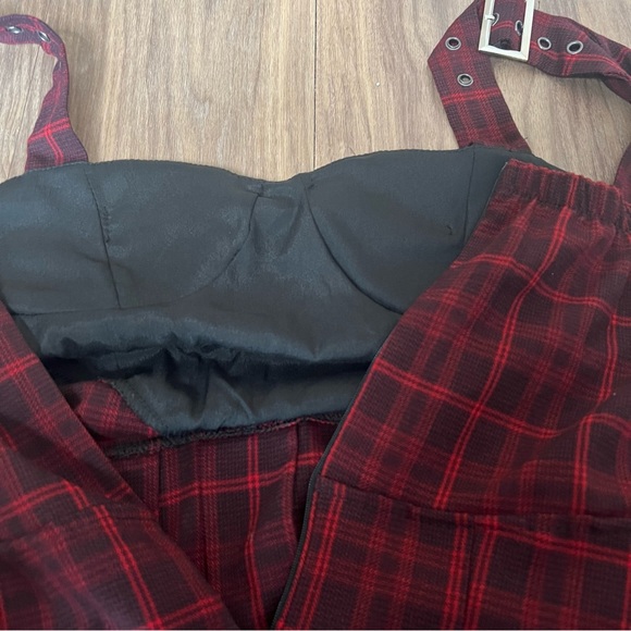 Red and black plaid heart front punk dress with buckle straps - Picture 7 of 12